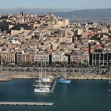 Al Centro Del Centro Apartman Cagliari Kültér fotó