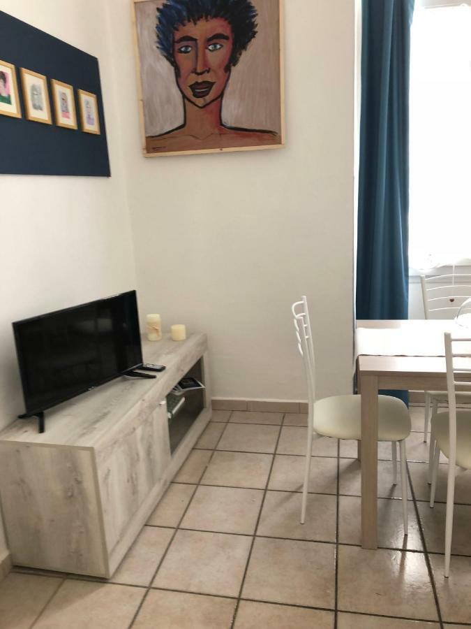 Al Centro Del Centro Apartman Cagliari Kültér fotó