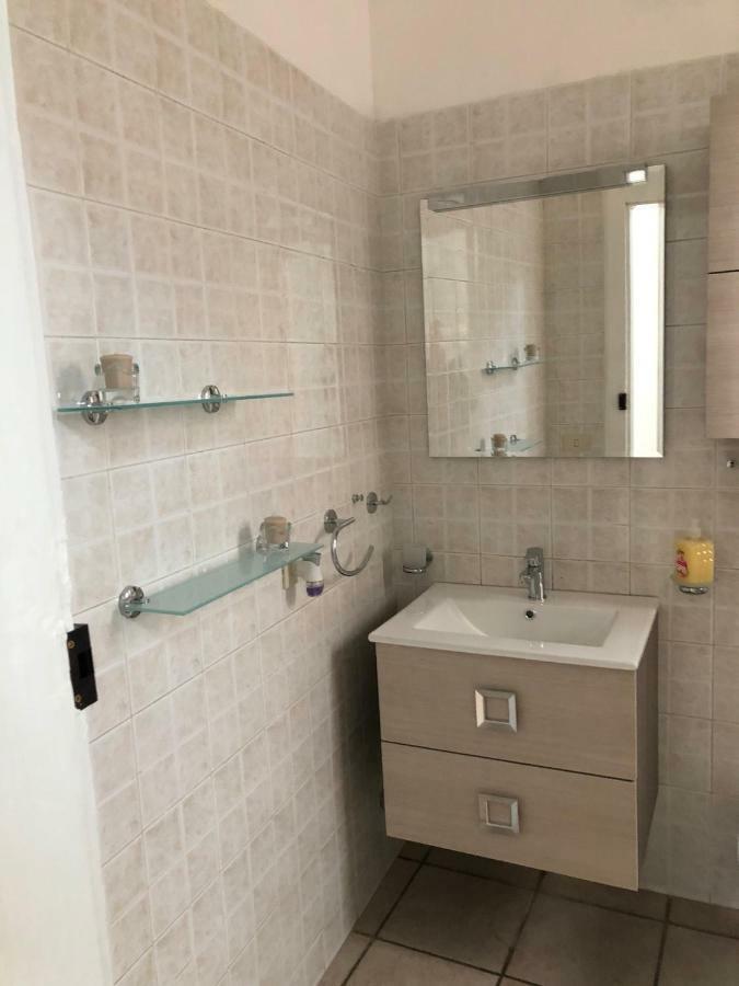 Al Centro Del Centro Apartman Cagliari Kültér fotó