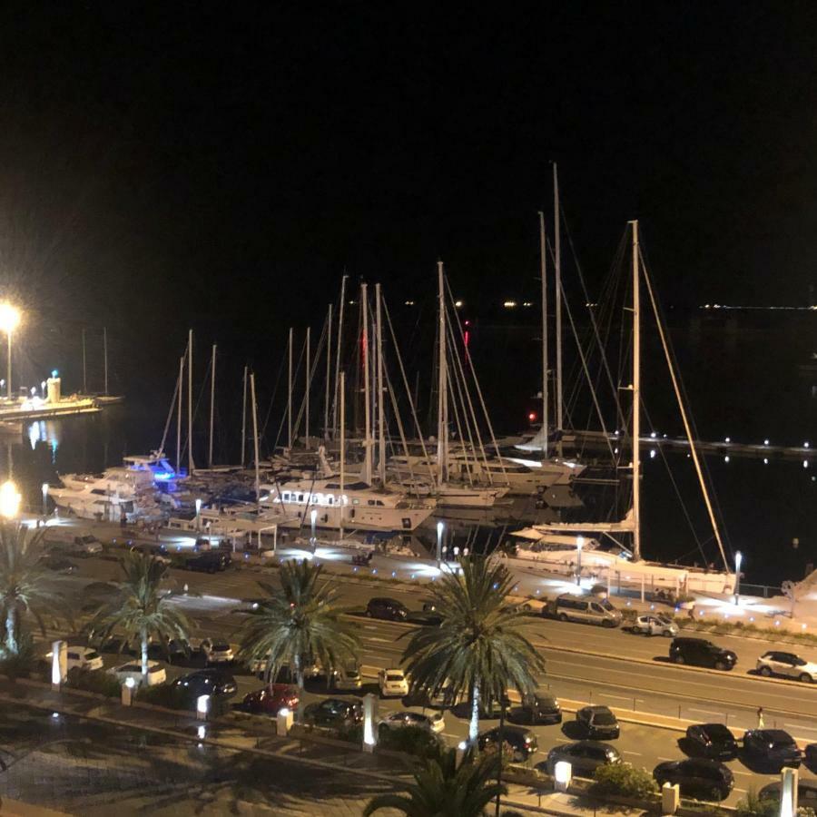 Al Centro Del Centro Apartman Cagliari Kültér fotó